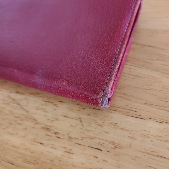 Gucci Vintage Red Wallet - Picture 6 of 16